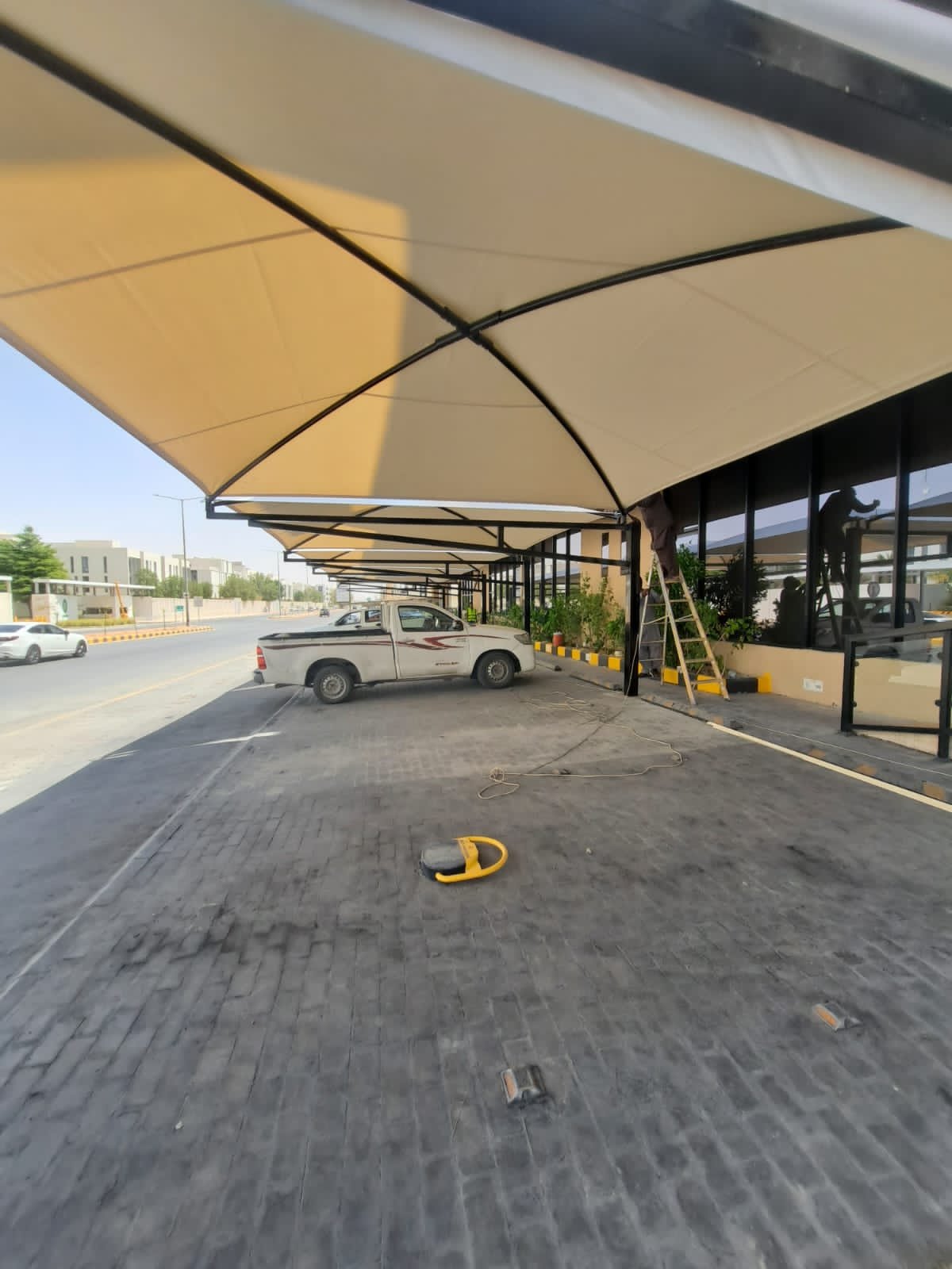 مظلات مواقف عامة مظلات مواقف عامة